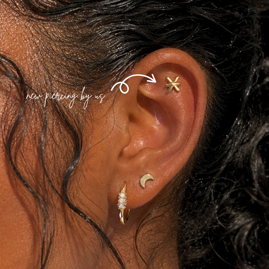 DOVIANA 14K solid gold Pisces zodiac constellation threadless labret flat back earring, astrology water sign March birthstone style for cartilage and helix piercings, fine jewelry for sensitive ears